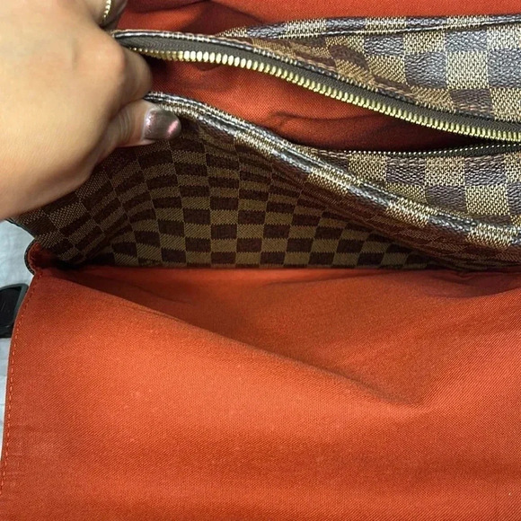 Louis Vuitton Naviglio messenger bag - Picture 6 of 12